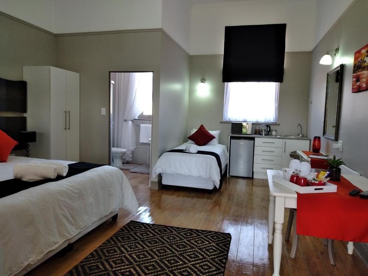 Deo Resta Guest Lodge Piet Retief Buitenkant foto
